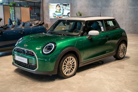 MINI COOPER 2.0 16V TWINPOWER GASOLINA S TOP 2P STEPTRONIC